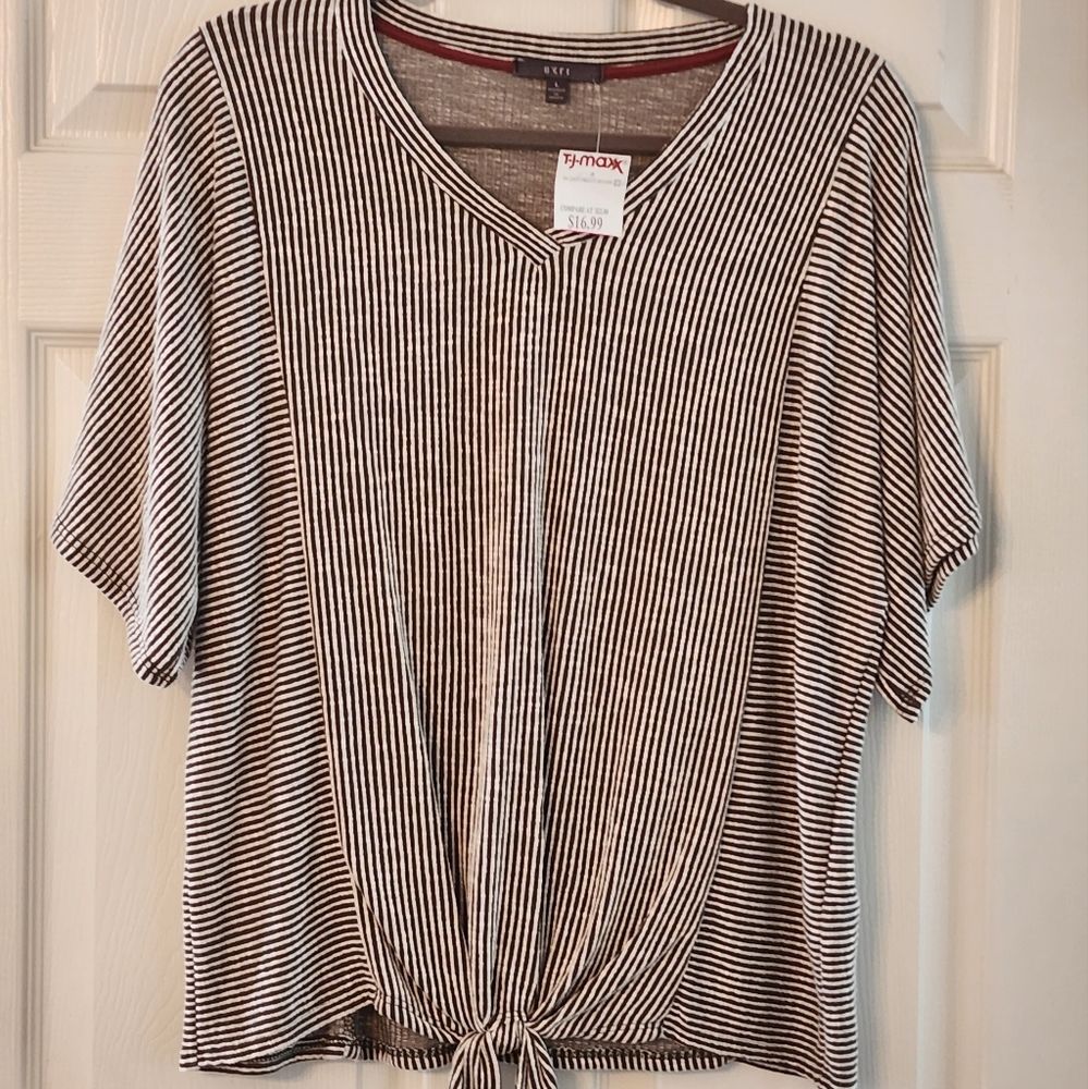 GYFT tie front v-neck striped short sleeve top